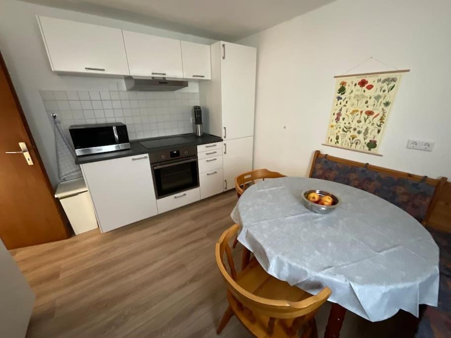 Ferienwohnung Zur Alten Schmiede เลนซ์เคียร์ช ภายนอก รูปภาพ