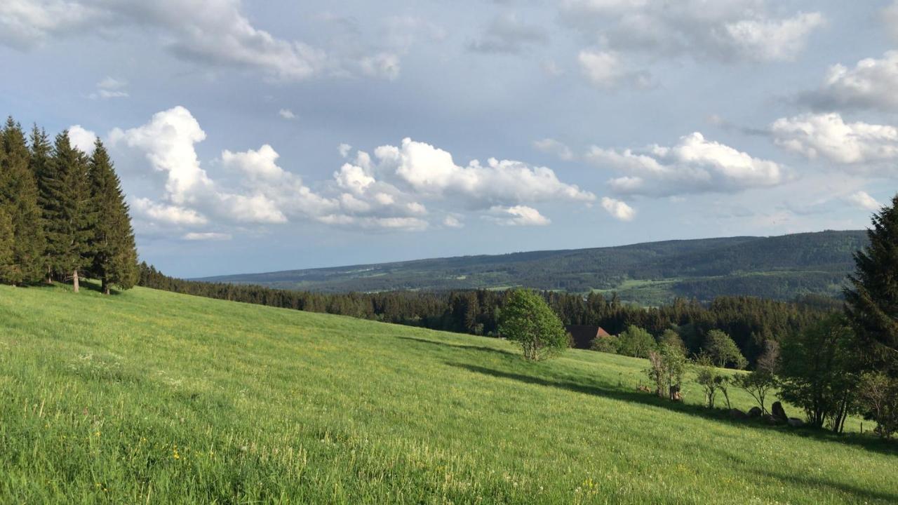 Ferienwohnung Zur Alten Schmiede เลนซ์เคียร์ช ภายนอก รูปภาพ